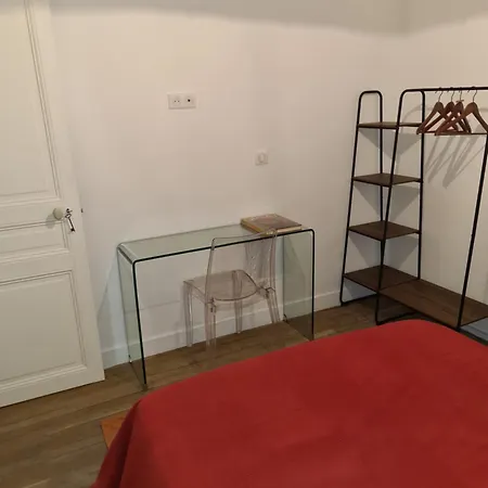 Demeure Du Saule Madame Bed and Breakfast