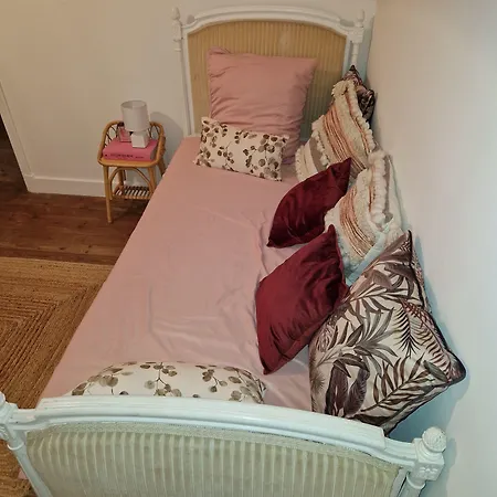 Couette-café Demeure Du Saule Madame Thieux (Seine-et-Marne)